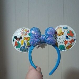 Disney World Icons Minnie Ears